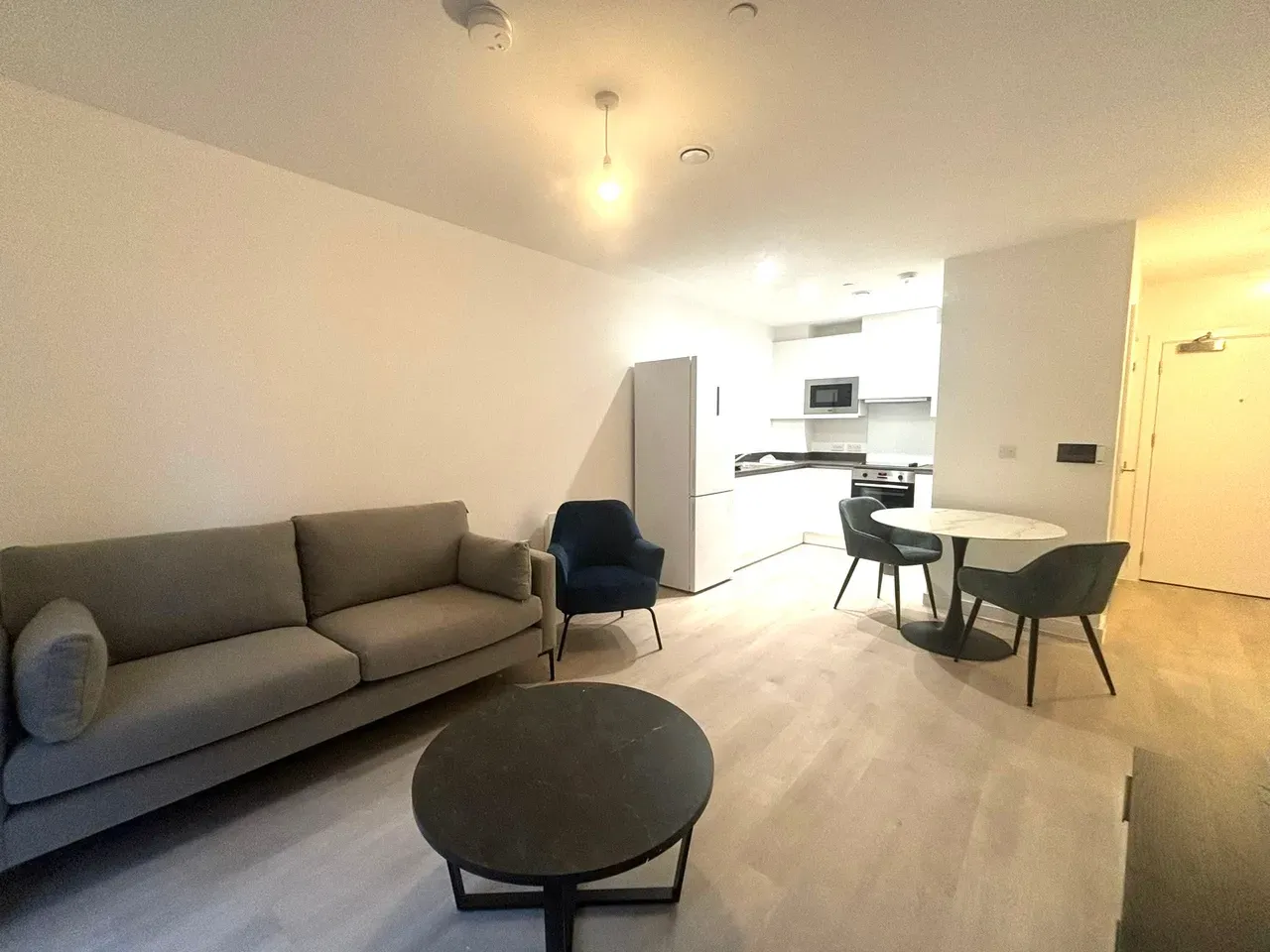 Belgrave Village, photo 8