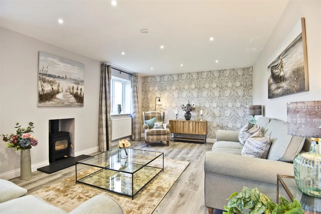 Bramley Drive, photo 6