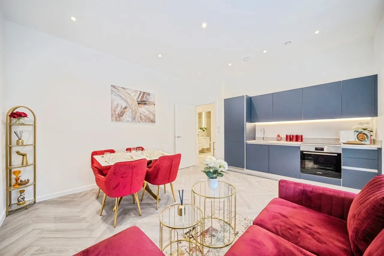 Caldecotte Lake Residential, photo 8