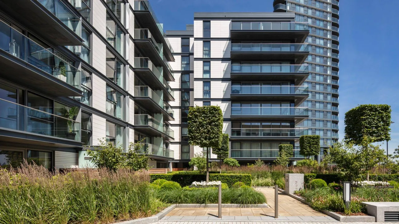 Chelsea Waterfront, Lots Road, photo 2
