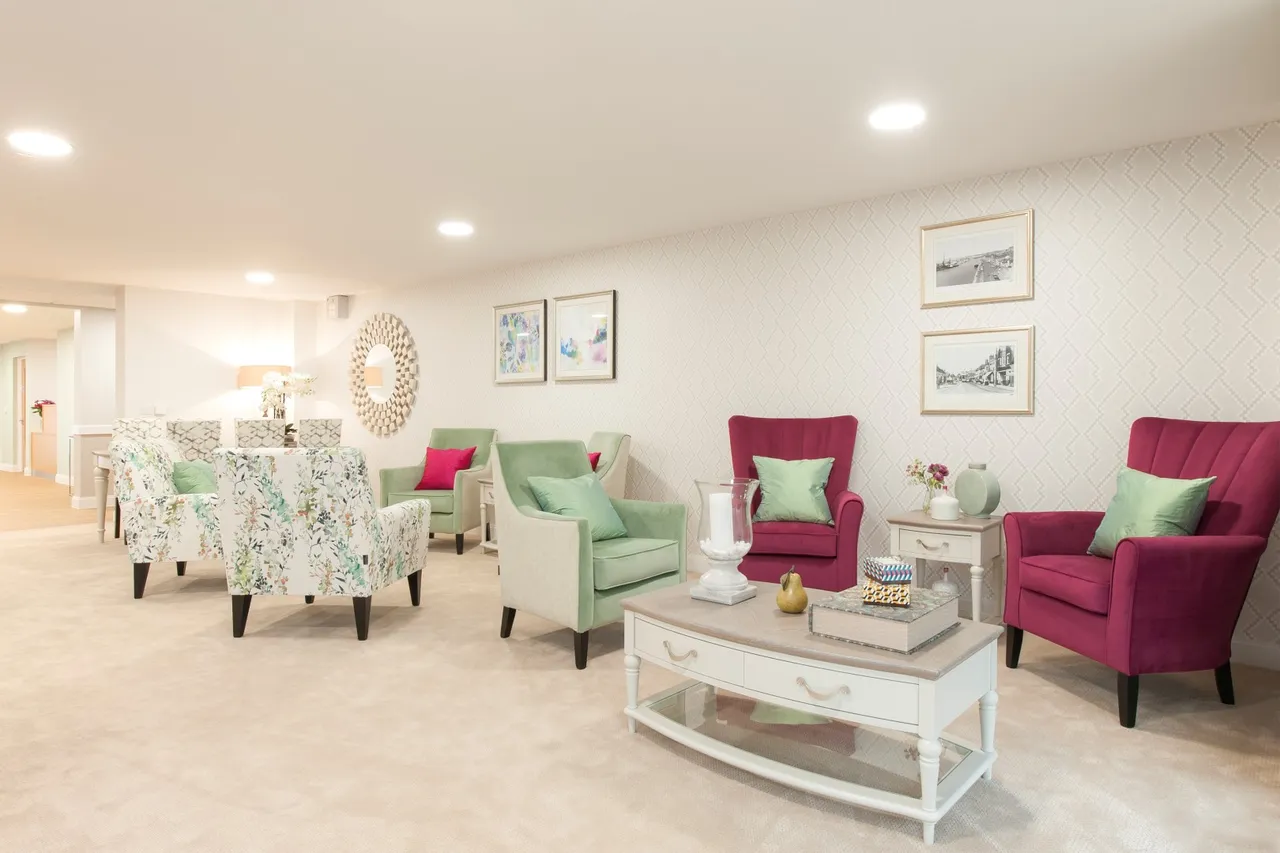 Clarendon House, photo 9