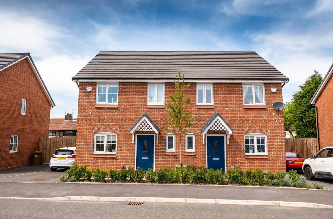 Coppenhall Place, Crewe: new homes by Simple Life