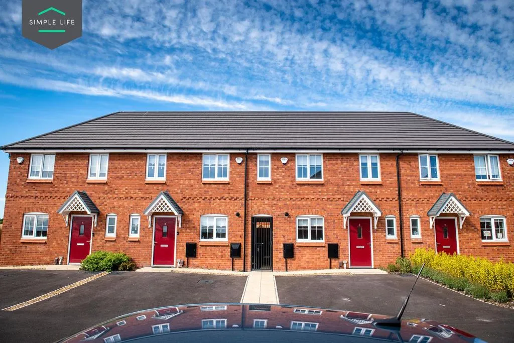 Coppenhall Place, photo 3