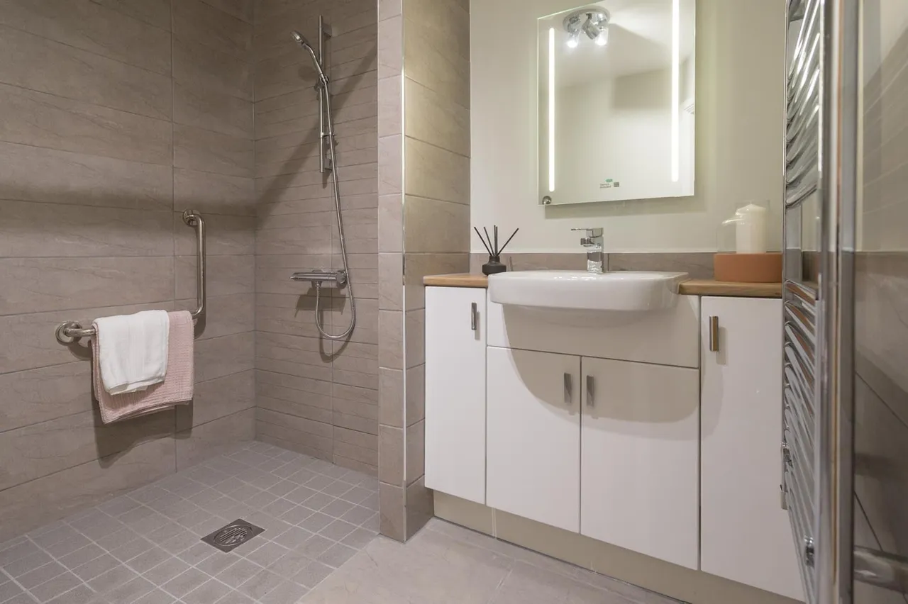 Elizabeth Place, photo 9