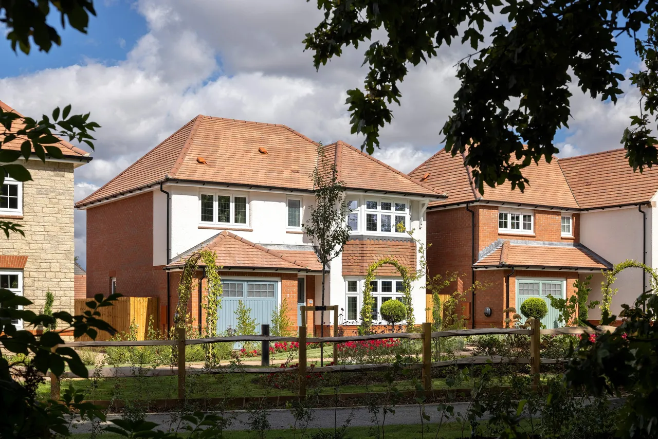 Elm Grove, photo 2