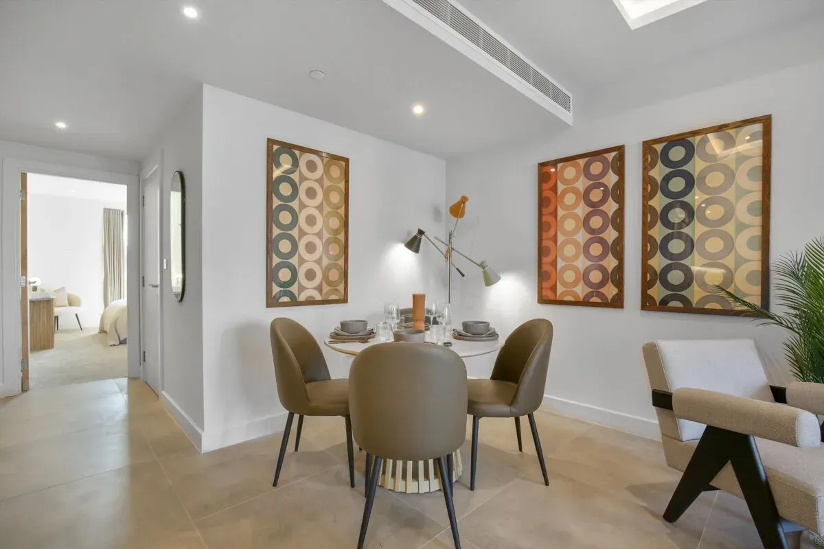 Embassy Boulevard, photo 9