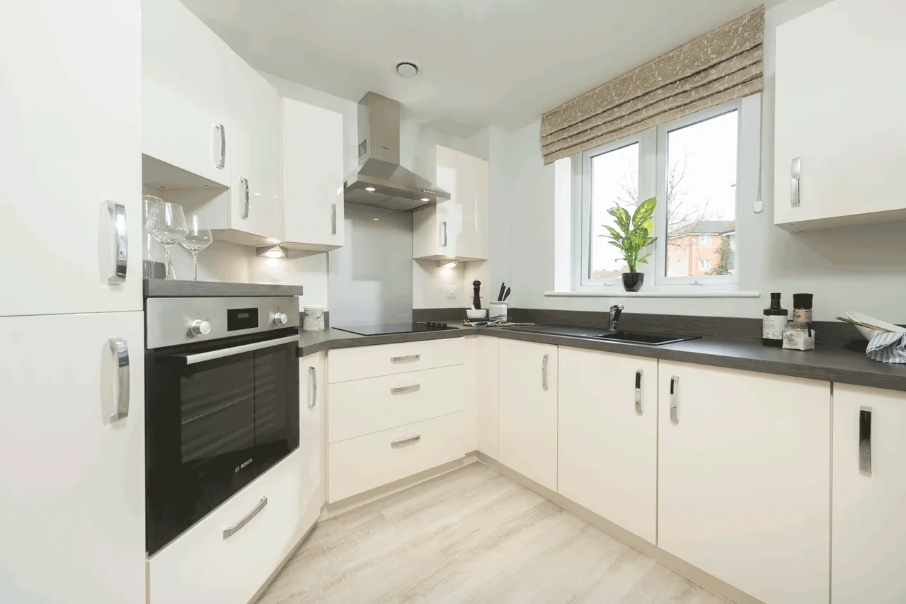 Hampson Court, photo 6