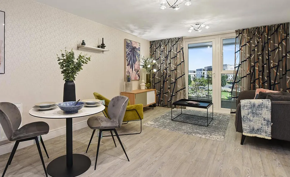 Howard Court, photo 10