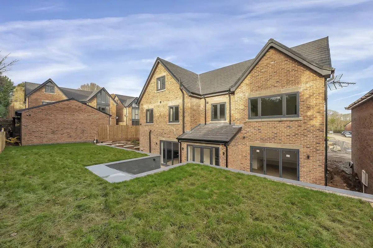 Howieson Court, photo 3