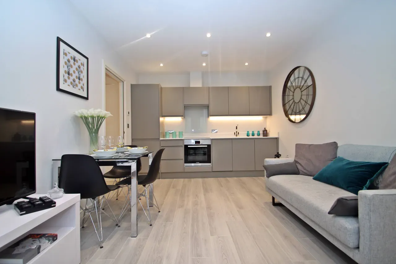 Ionic Apartments, photo 5