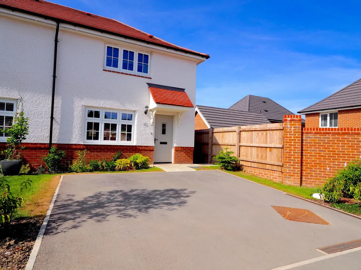 Kingsley Manor, photo 2
