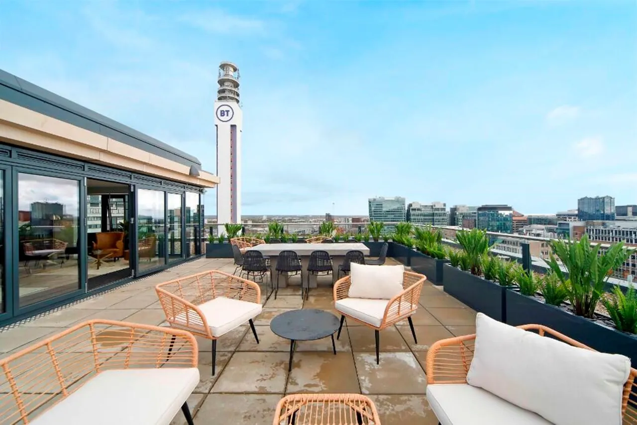 Landrow Place, Birmingham: new homes by John Lewis Partnership