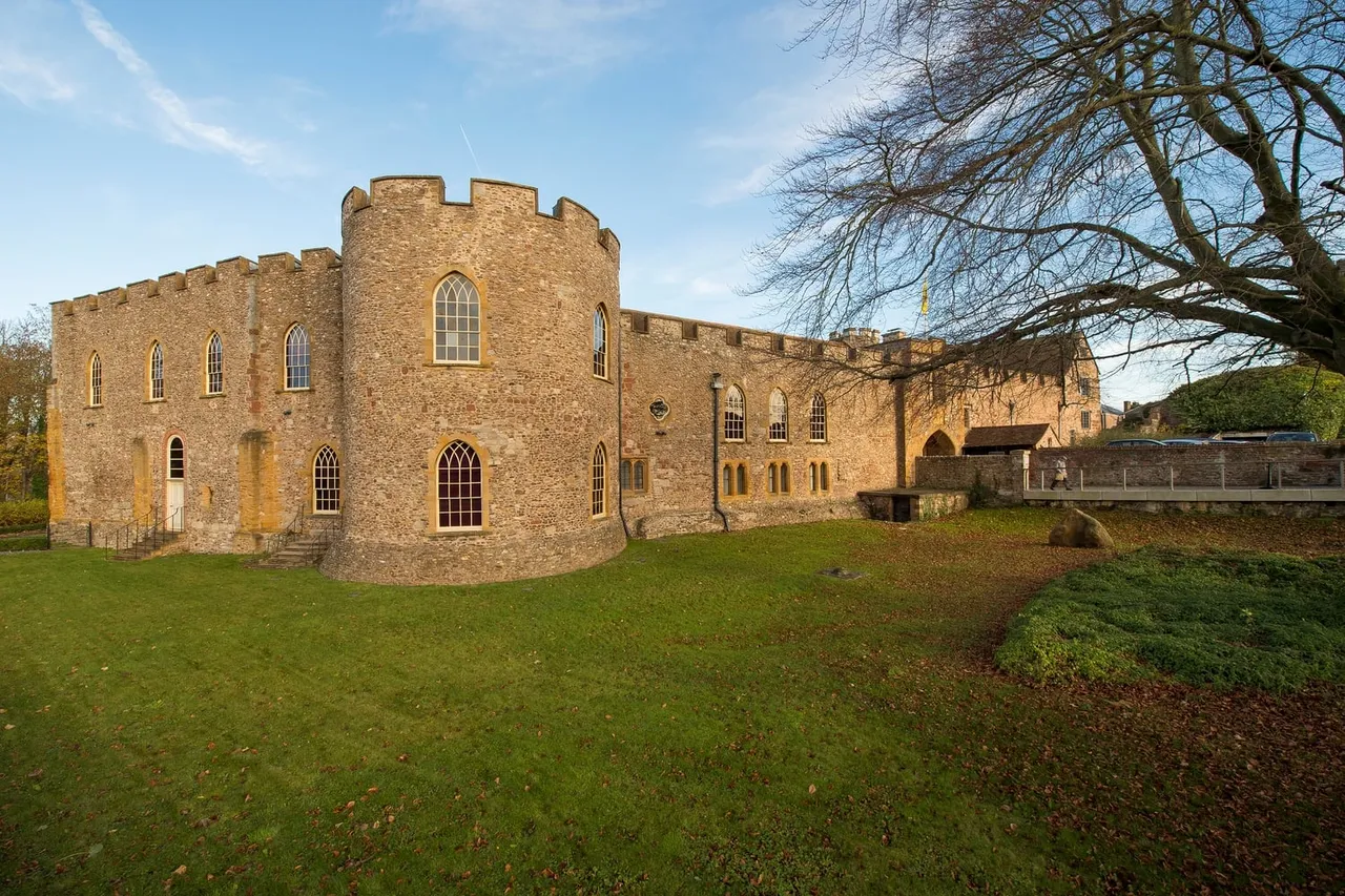 Lock House, photo 2