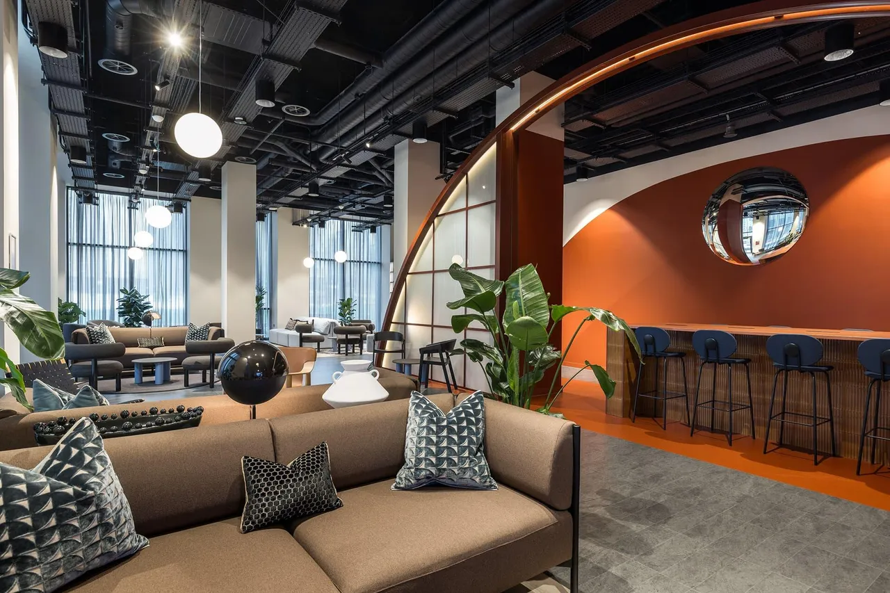 Luna residents’ lounge