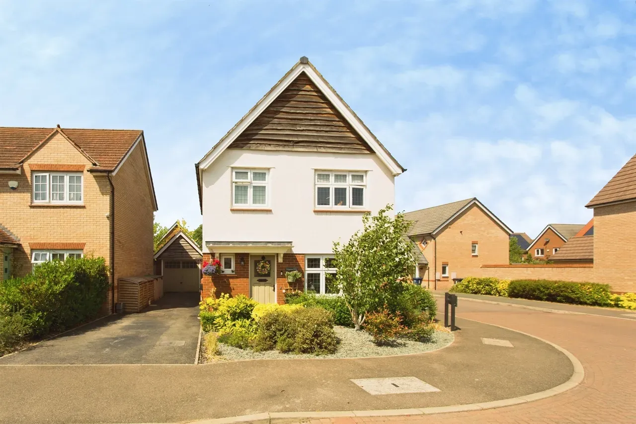 Detached house exterior