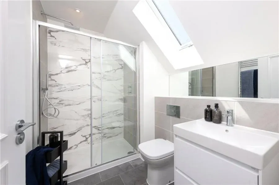 Oakley Mews, photo 5