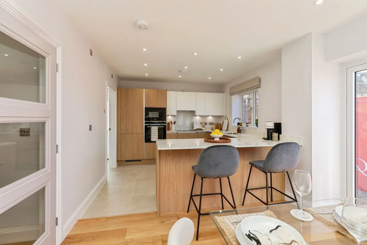 Oxbarton Grove, photo 6