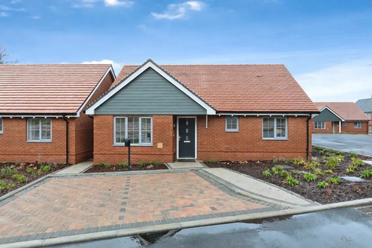 Single-storey brick bungalow