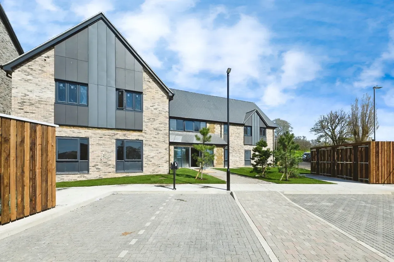 Regency Court, photo 3