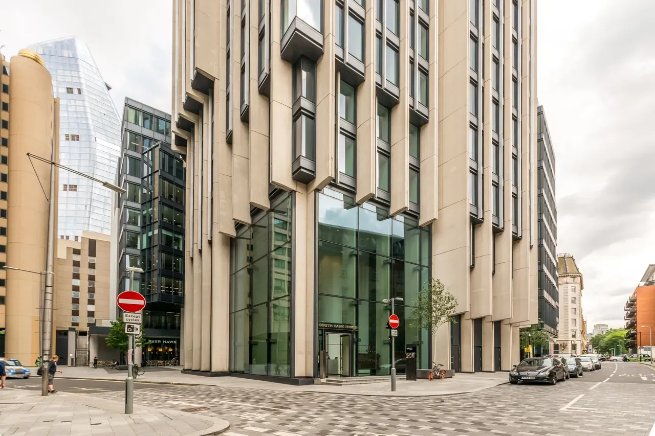 South Bank Tower Residences, photo 6