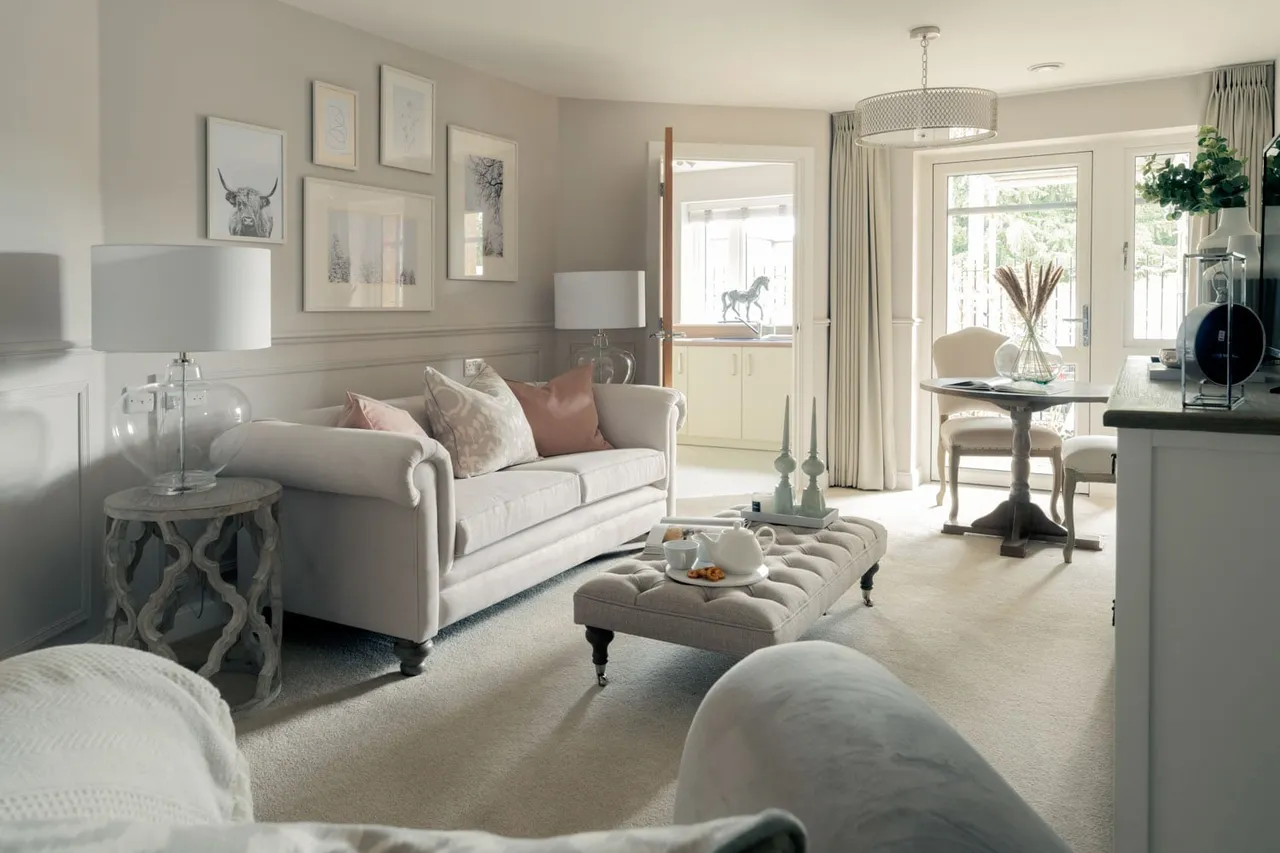 Springs Court, photo 6