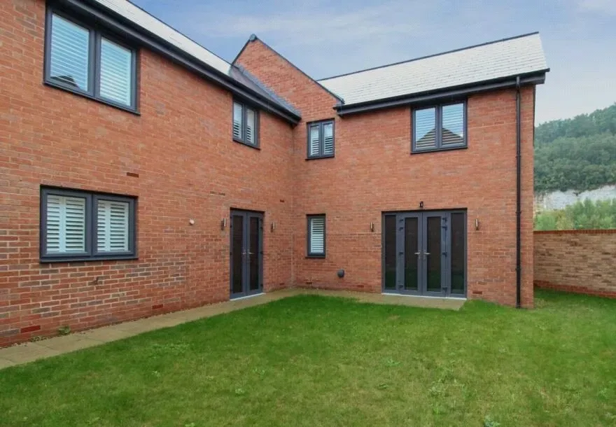 Stonehaven Park, Ebbsfleet, photo 2