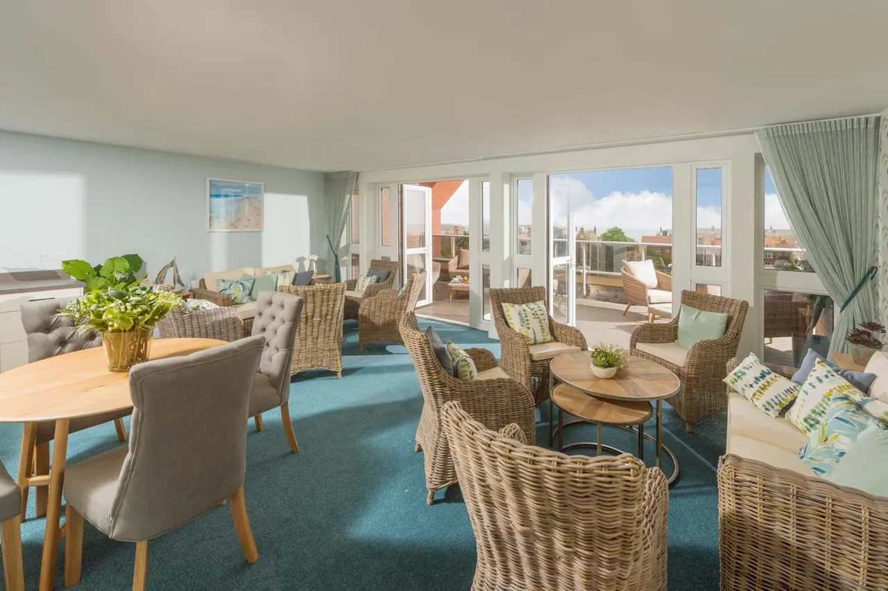 Sycamore Court, photo 10