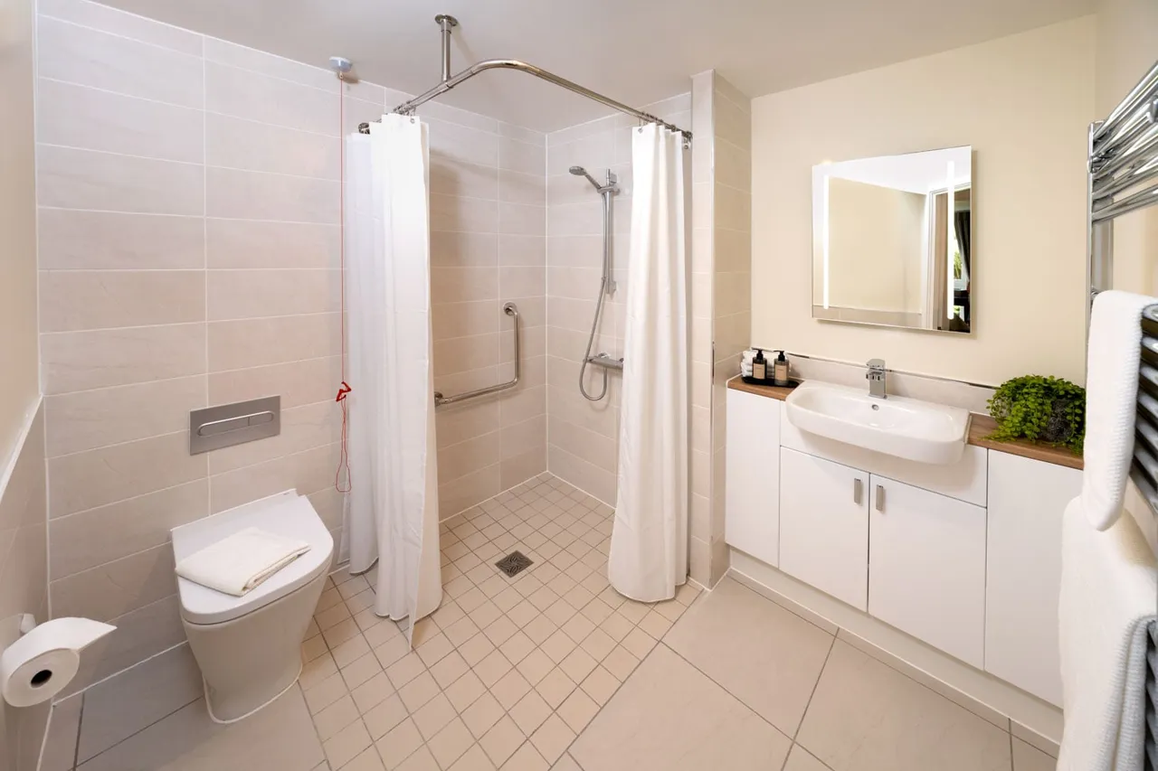 Sycamore Court, photo 7
