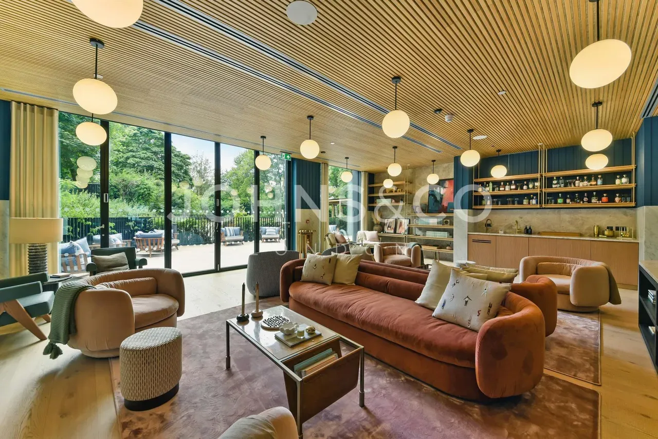 The Brentford Project, photo 4