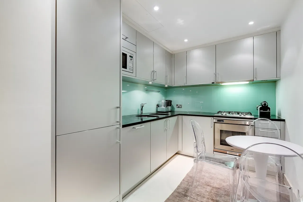 The Knightsbridge Apartments, photo 10