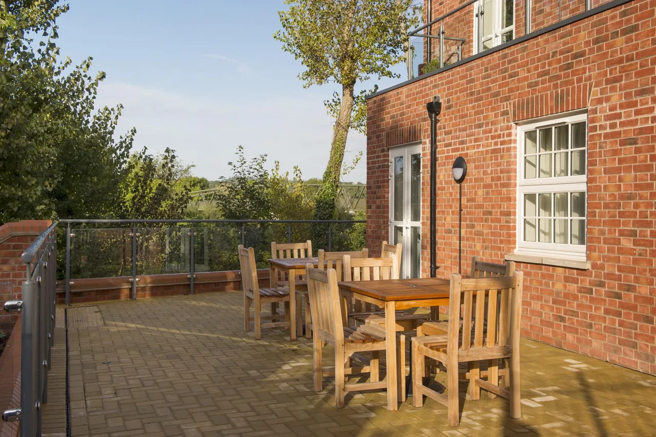 Tumbling Weir Court, photo 4