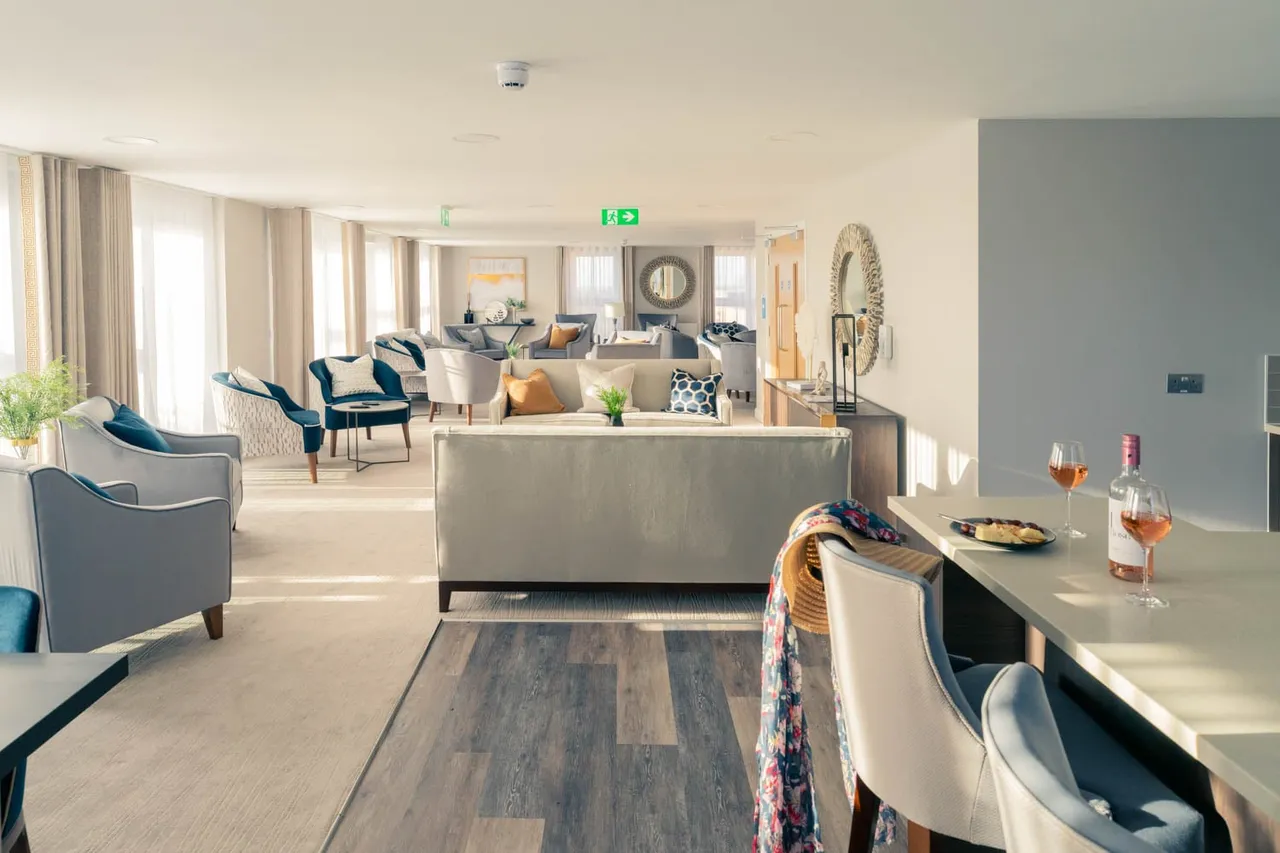 Uplands Place, photo 10