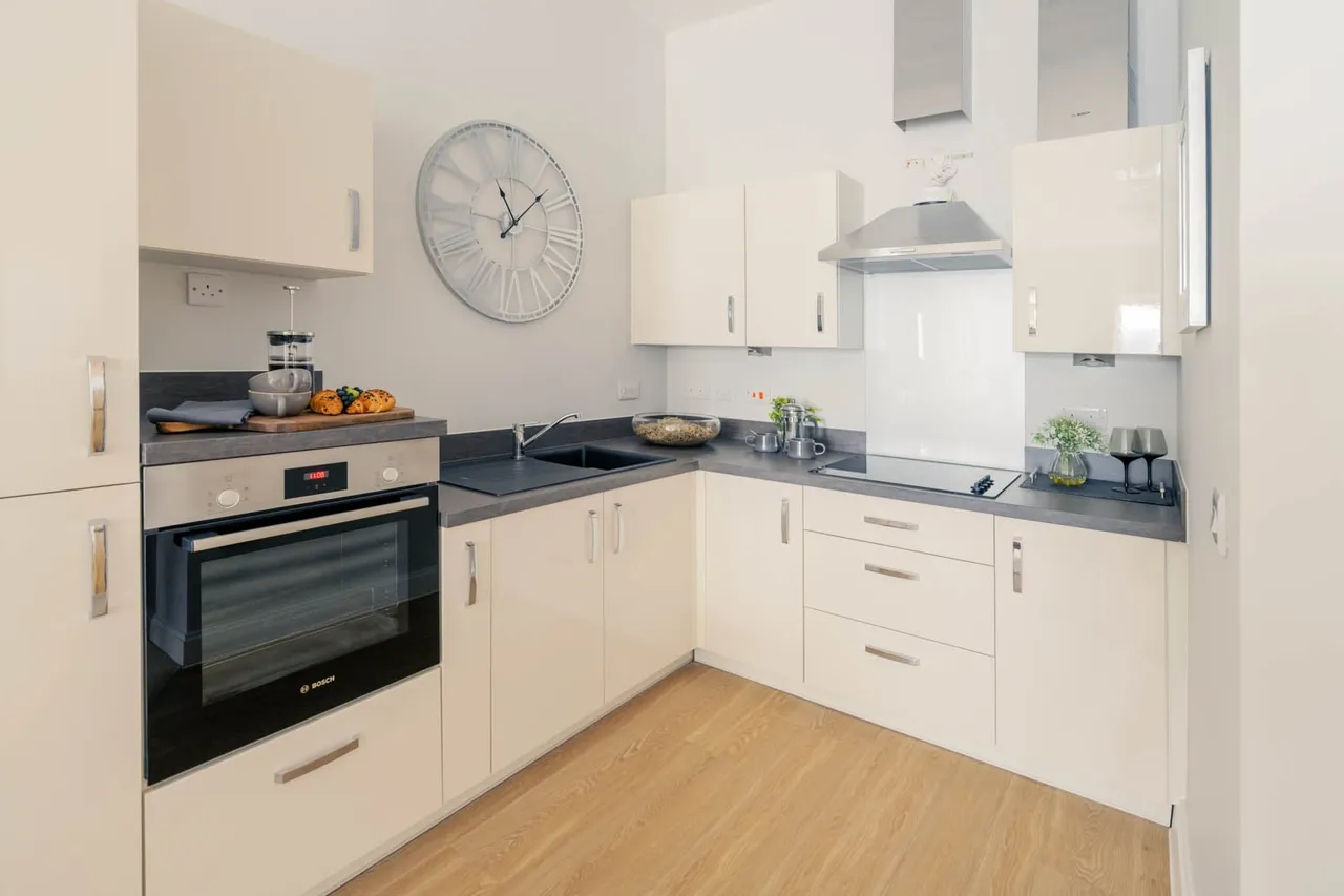 Uplands Place, photo 4