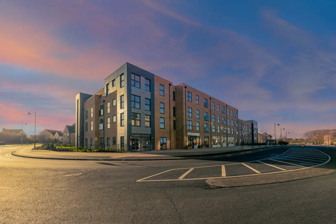 Uplands Place, photo 2