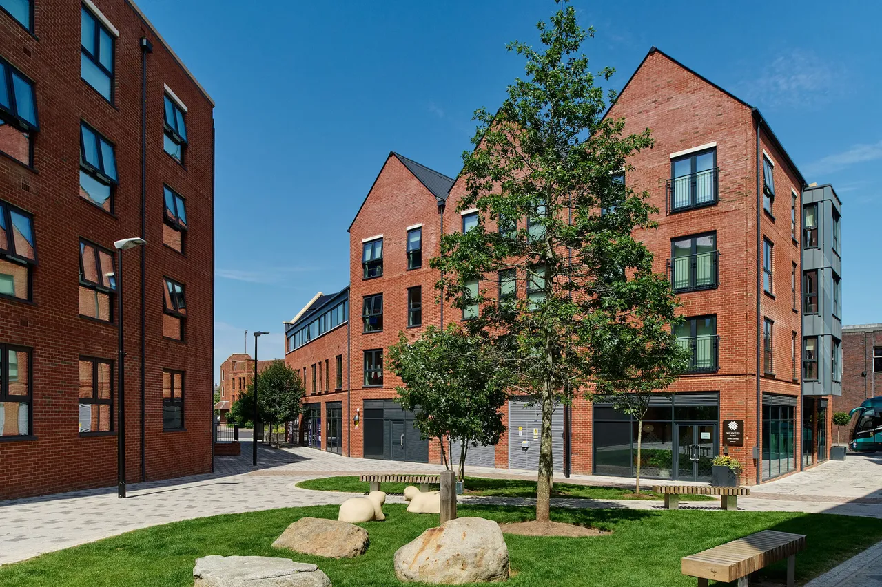 Weavers Yard exterior