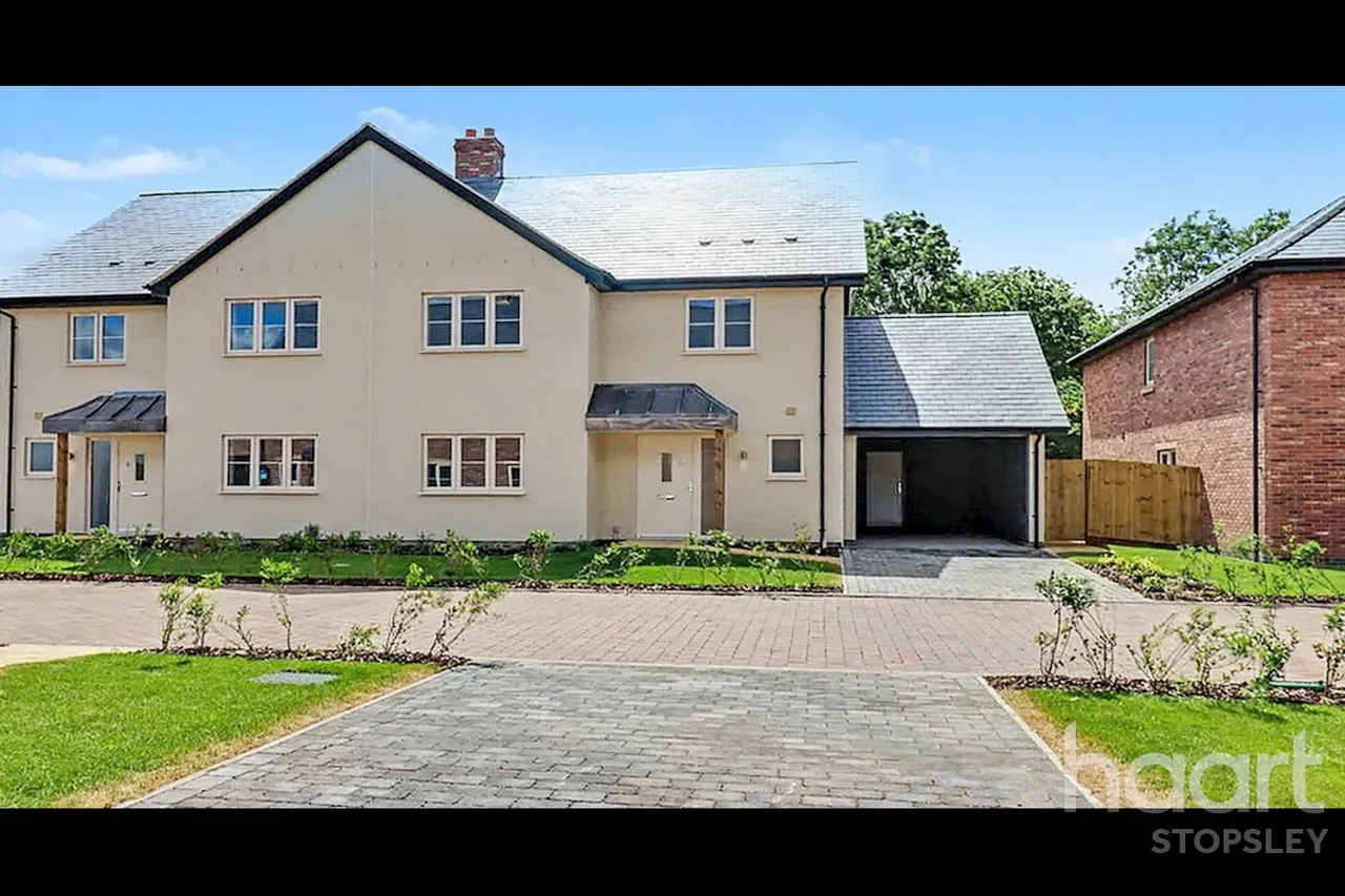 West Croft, photo 4