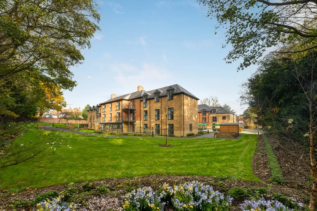 Westwood Manor, photo 3