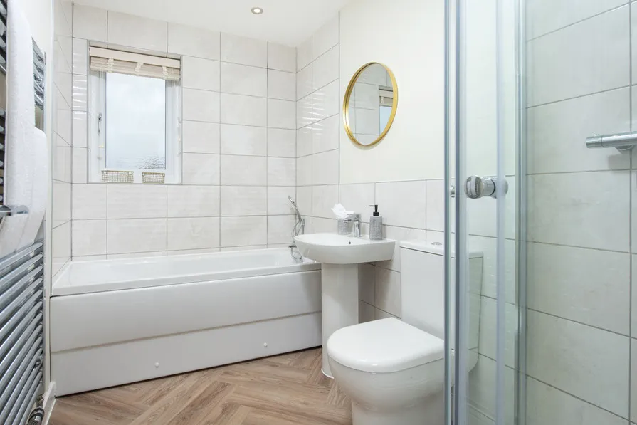 Greenlock Place, photo 8