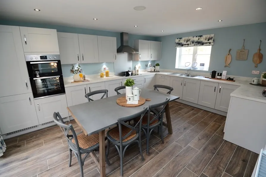 Curzon Park, Wingerworth: new homes by Bellway Homes