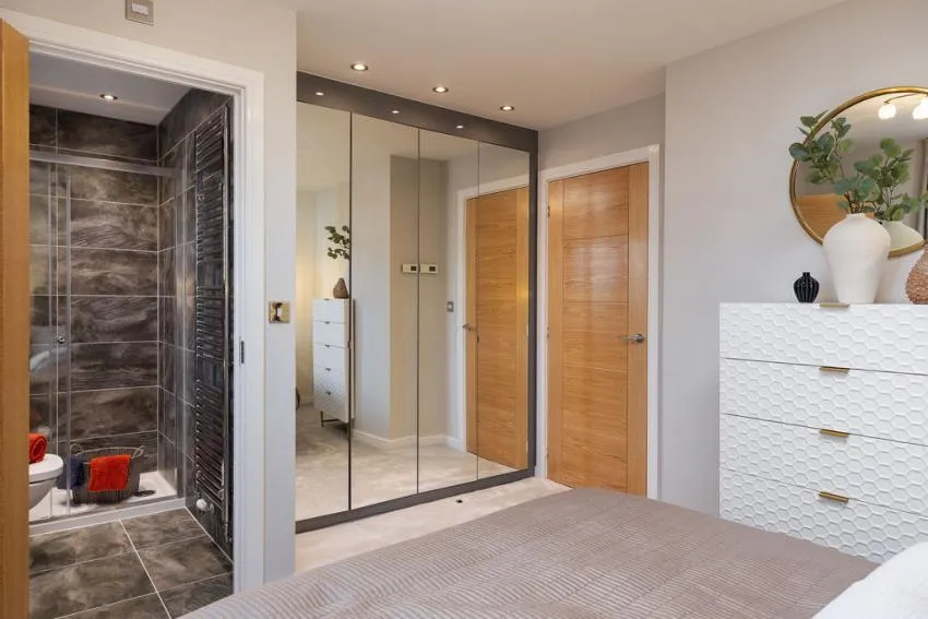 Hatton Court, photo 11