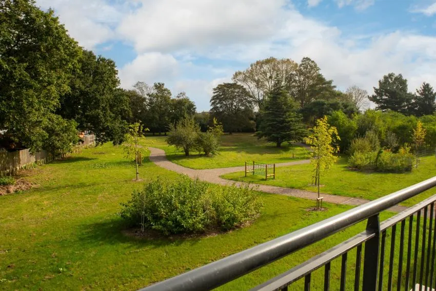 Huntercombe Walk, photo 5