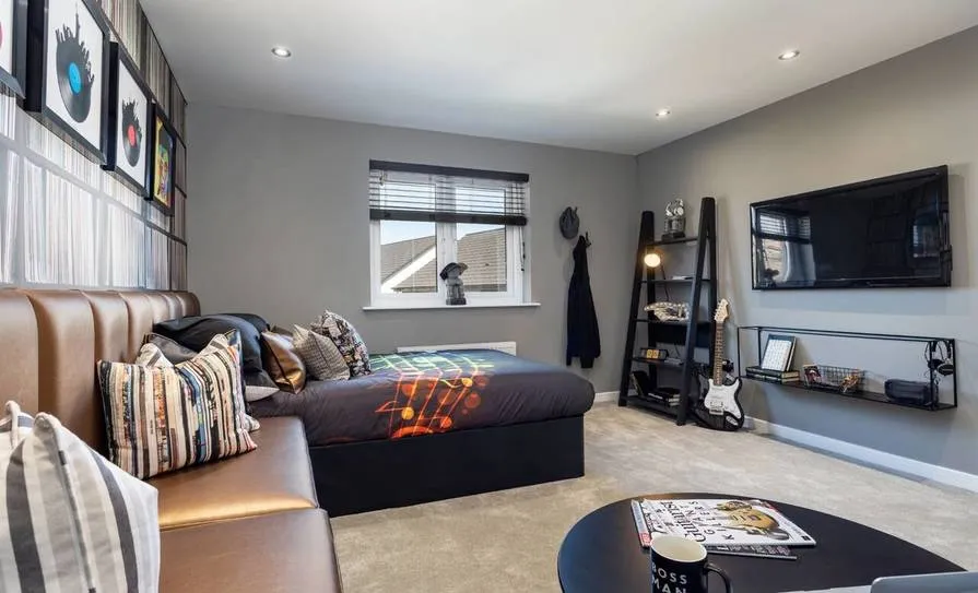 West Edge Meadows, photo 6