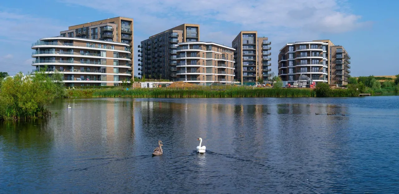 Bankside Gardens, Reading: new homes by Berkeley Homes