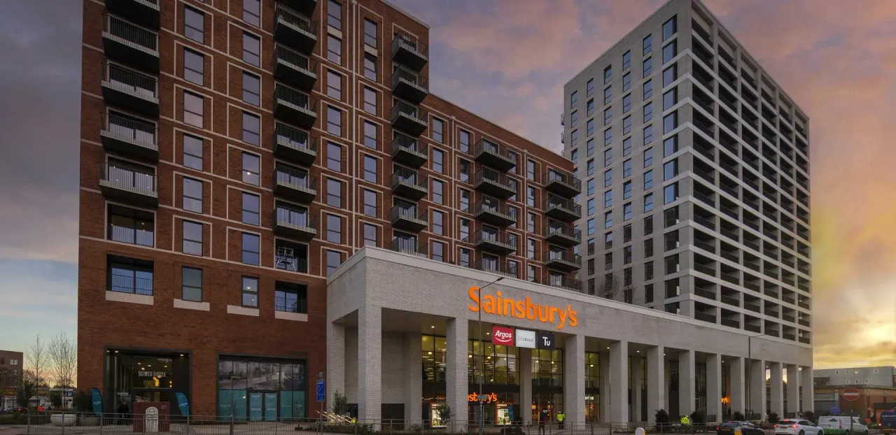 Silkstream, Hendon: new homes by Berkeley Homes
