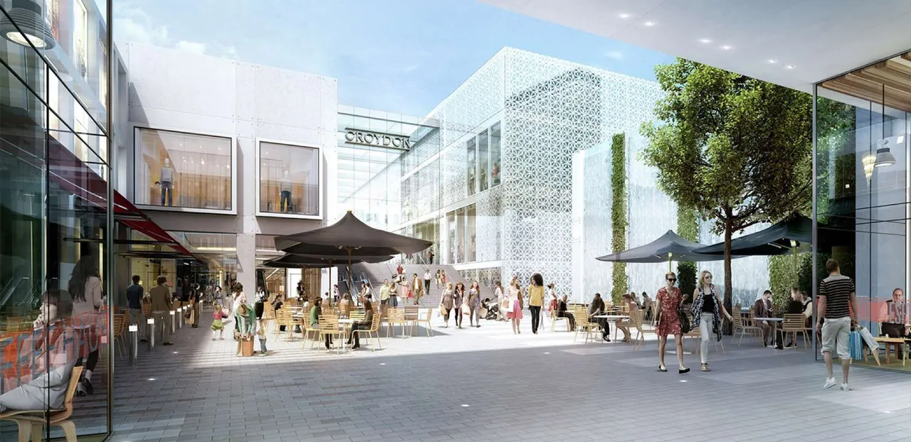 Saffron Square, photo 15