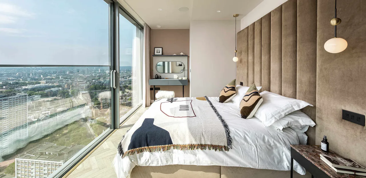 Valencia Tower — photo 3