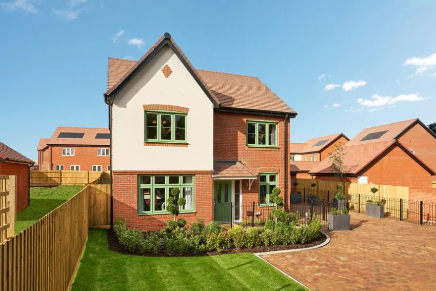 Coronation Fields, Wokingham: new homes by Bovis Homes