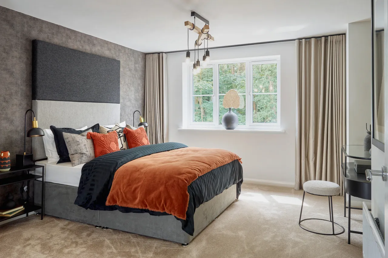 The Crescent, photo 8