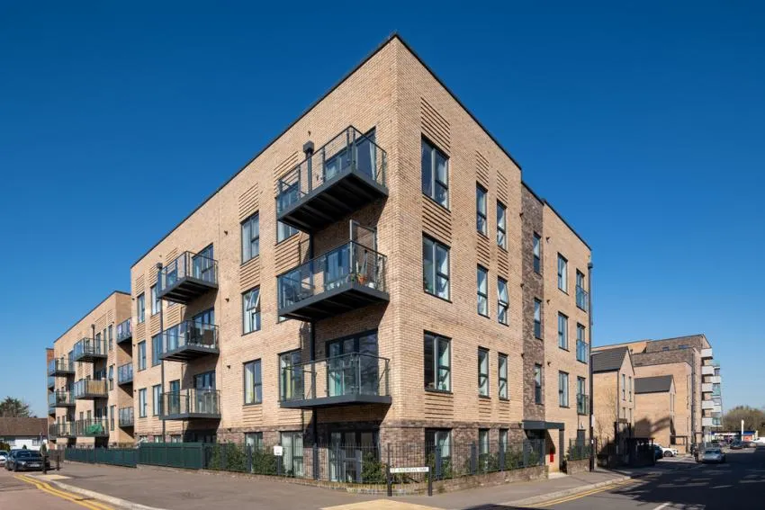 South Oxhey Central, photo 12