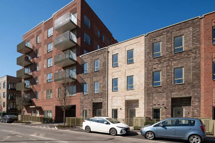 South Oxhey Central, photo 13